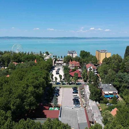 Balaton Kinizsi Apartman Siófok Exteriör bild