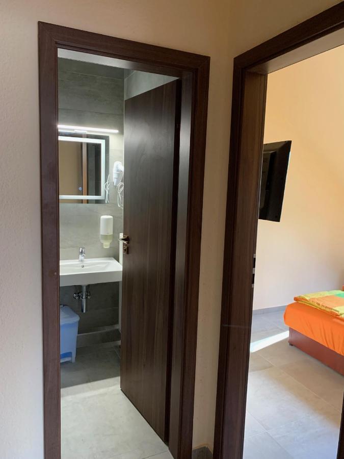 Balaton Kinizsi Apartman Siófok Exteriör bild