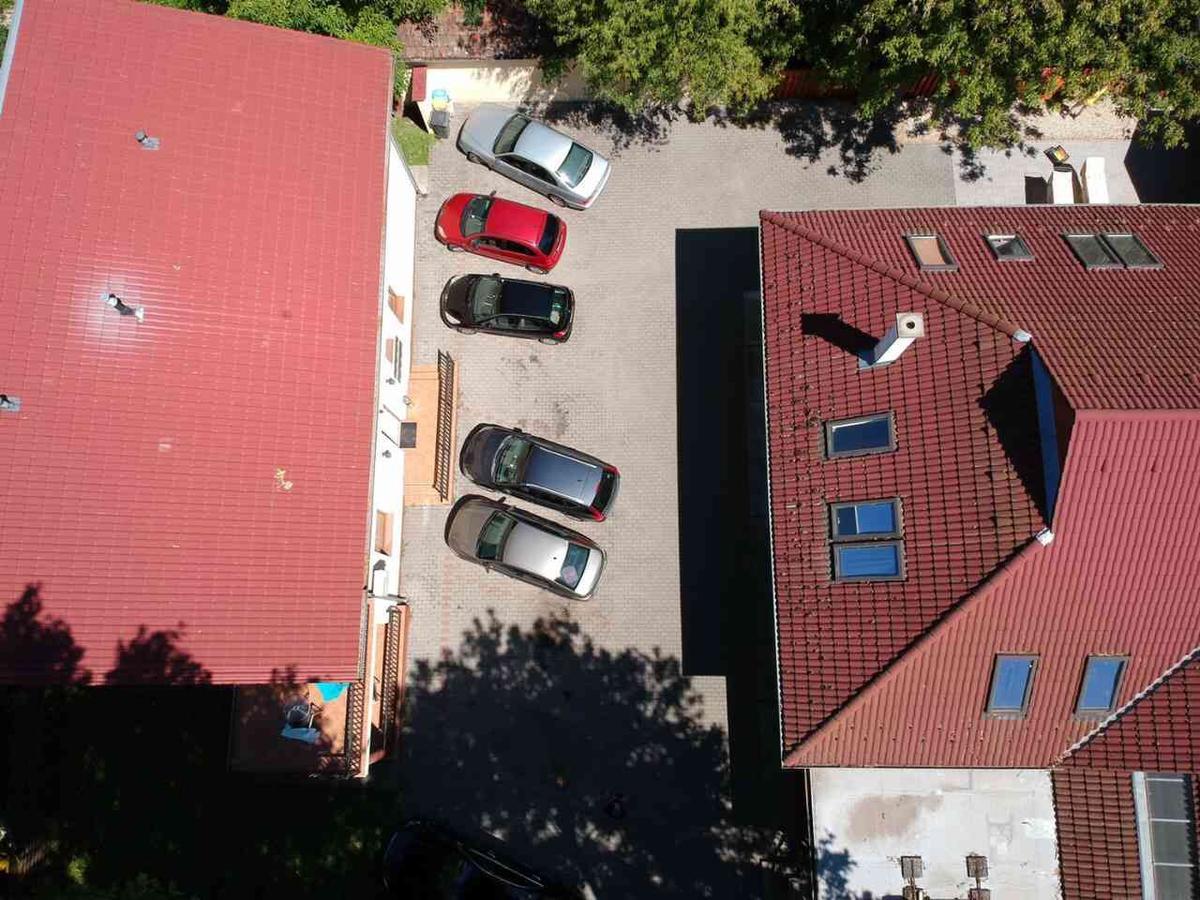 Balaton Kinizsi Apartman Siófok Exteriör bild