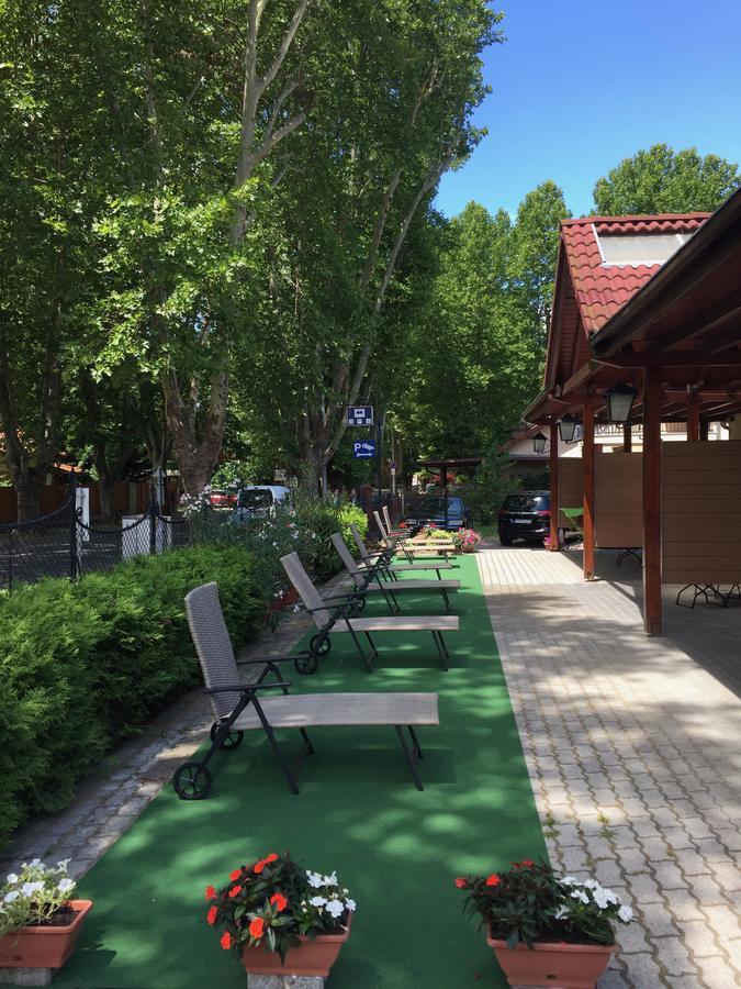 Balaton Kinizsi Apartman Siófok Exteriör bild