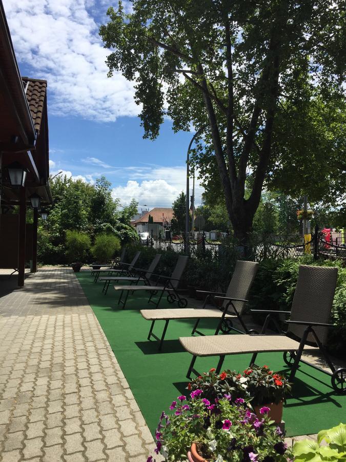Balaton Kinizsi Apartman Siófok Exteriör bild
